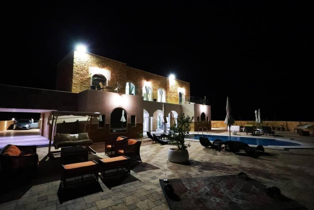 Villa Sea Breeze Sweimeh ภายนอก รูปภาพ